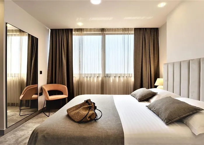 Island View Apartment